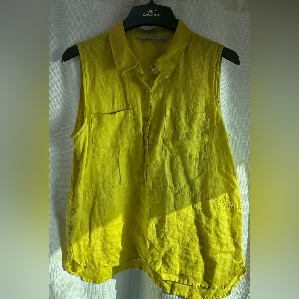 100% Linen Sleeveless Button Down Shirt